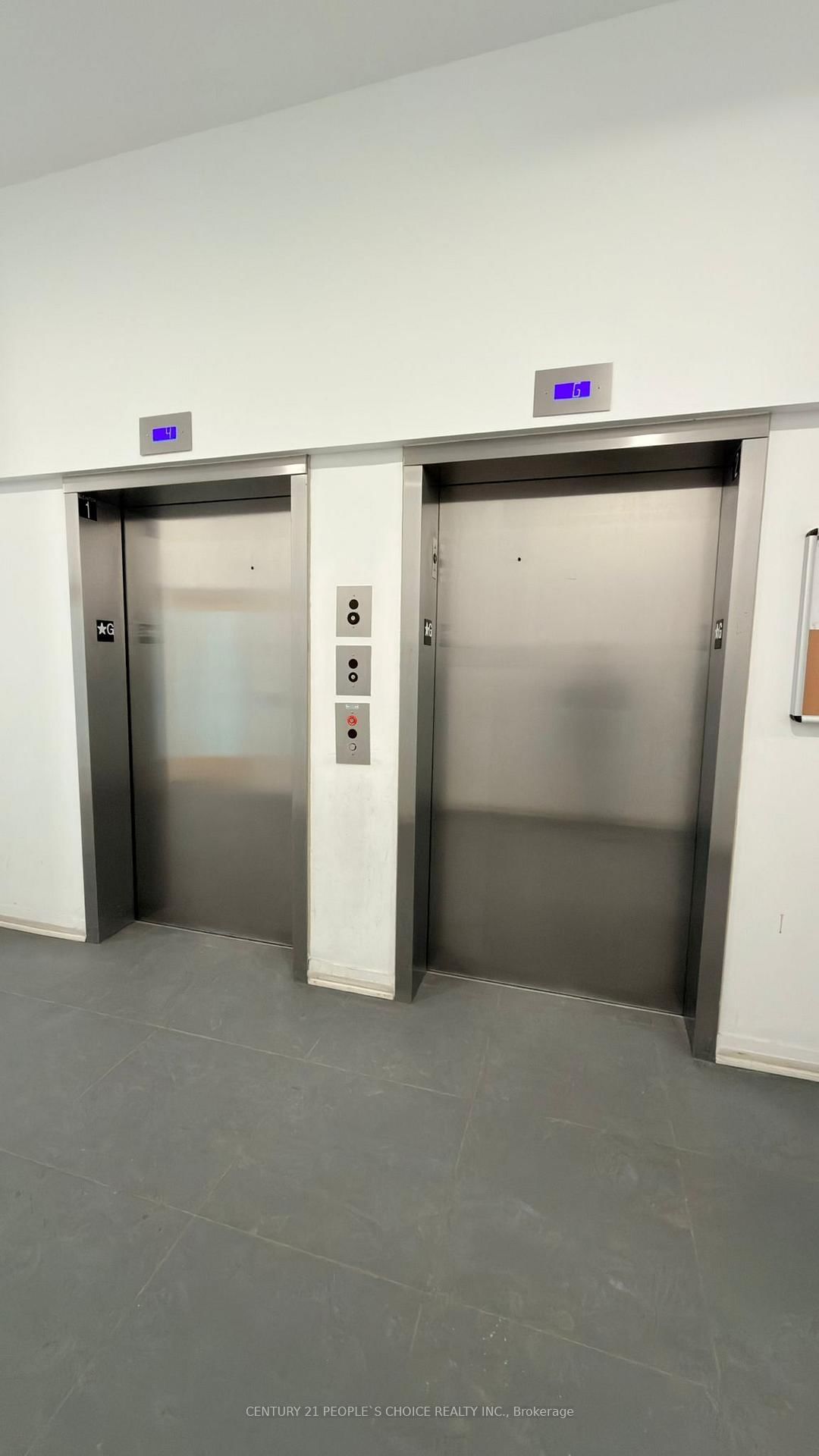 1900 Simcoe Street N, Unit 827 - Photo 4