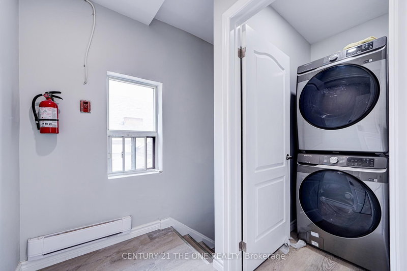 3rd Flr - 850 Carlaw Ave, Toronto, M4K 3L3 | Image 3