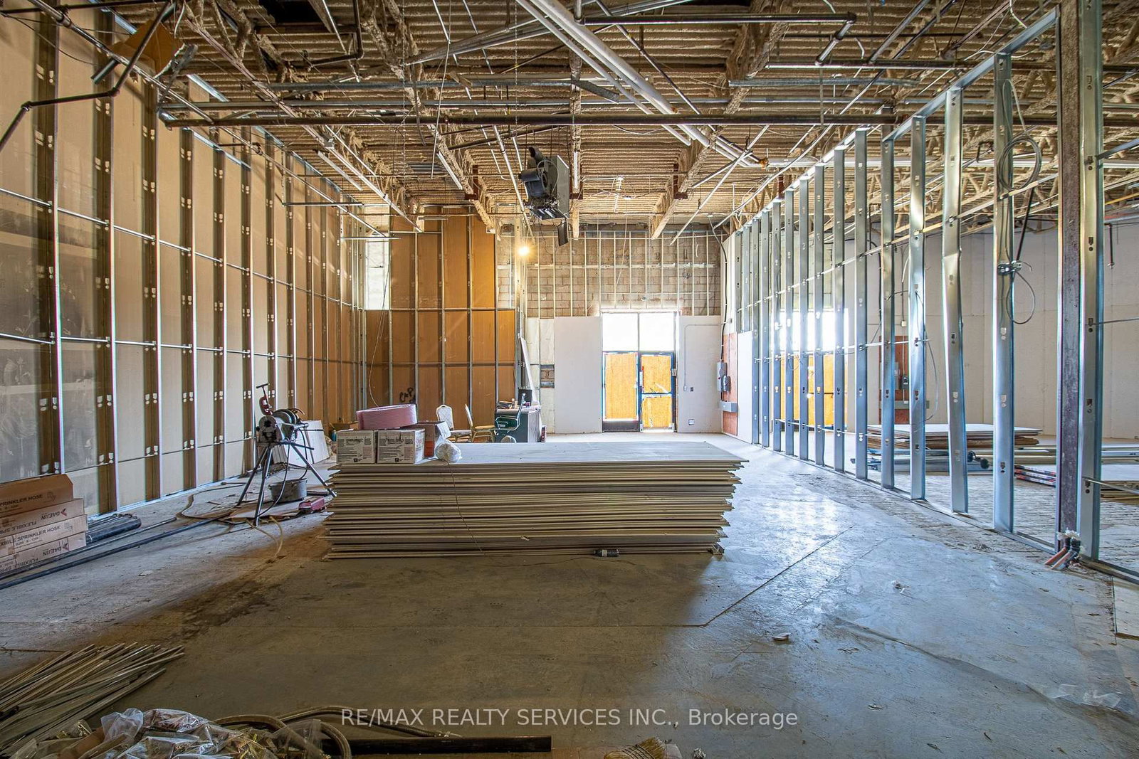 30 Dean Park Road, Unit 19 - Photo 10