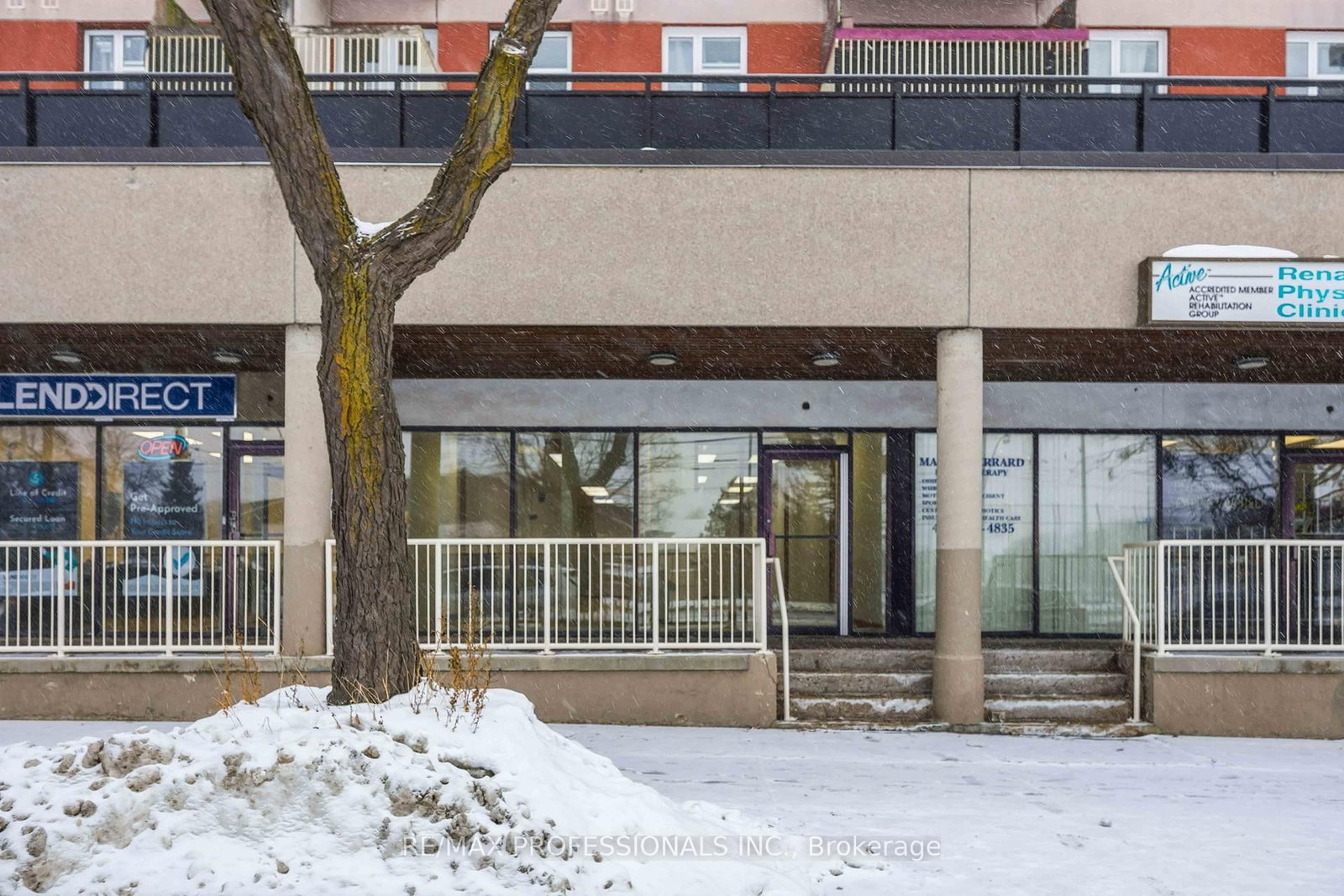 190 Main Street - Photo 2