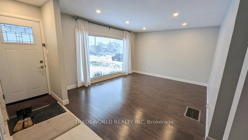 Main Floor - 43 Tansley Ave, Toronto, M1J 1P2 | Image 3