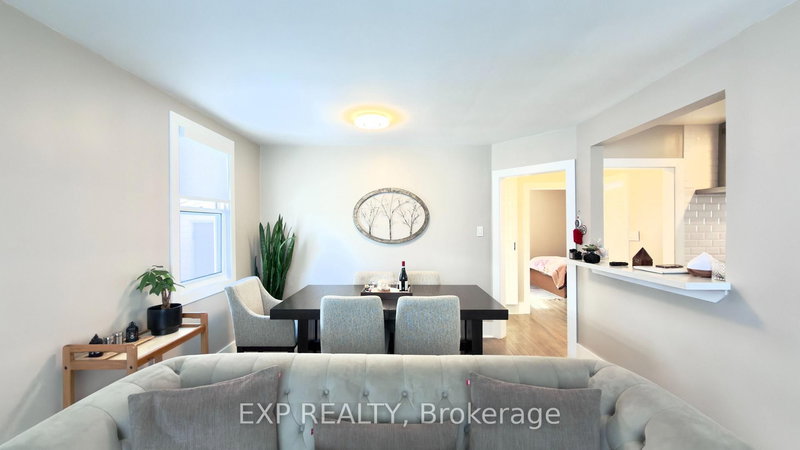 251 Tresane St, Oshawa, L1J 1T9 | Image 2