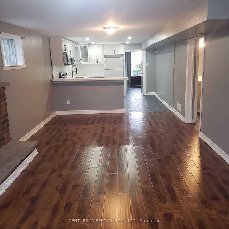 Lower - 81 Millhouse Cres, Toronto, M1B 2E4 | Image 2