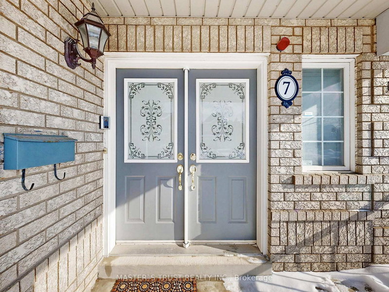 7 Woodcock Ave, Ajax, L1T 4J5 | Image 3