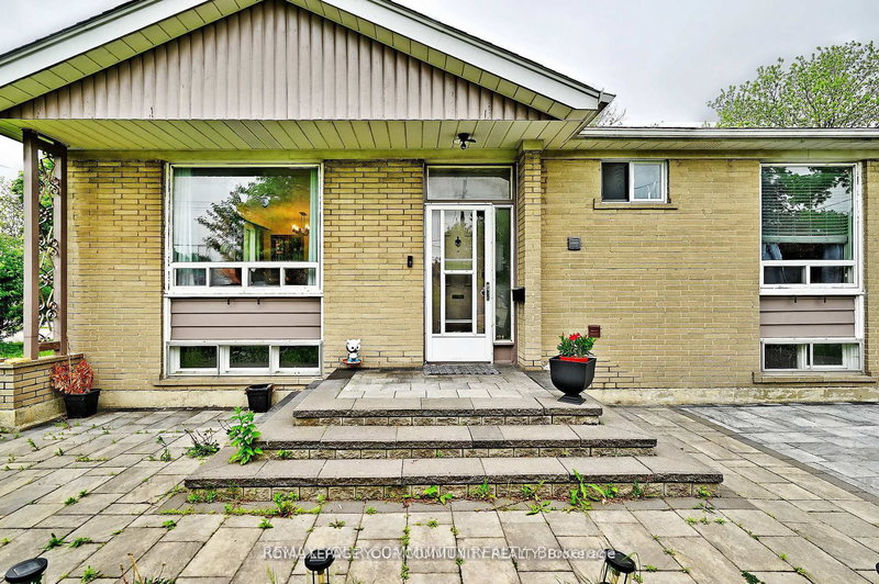 39 Penworth Rd, Toronto, M1R 4P6 | Image 3