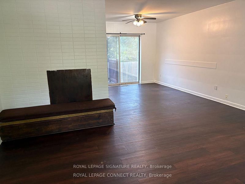 4130 Lawrence Ave E, Toronto, M1E 2R8 | Image 3