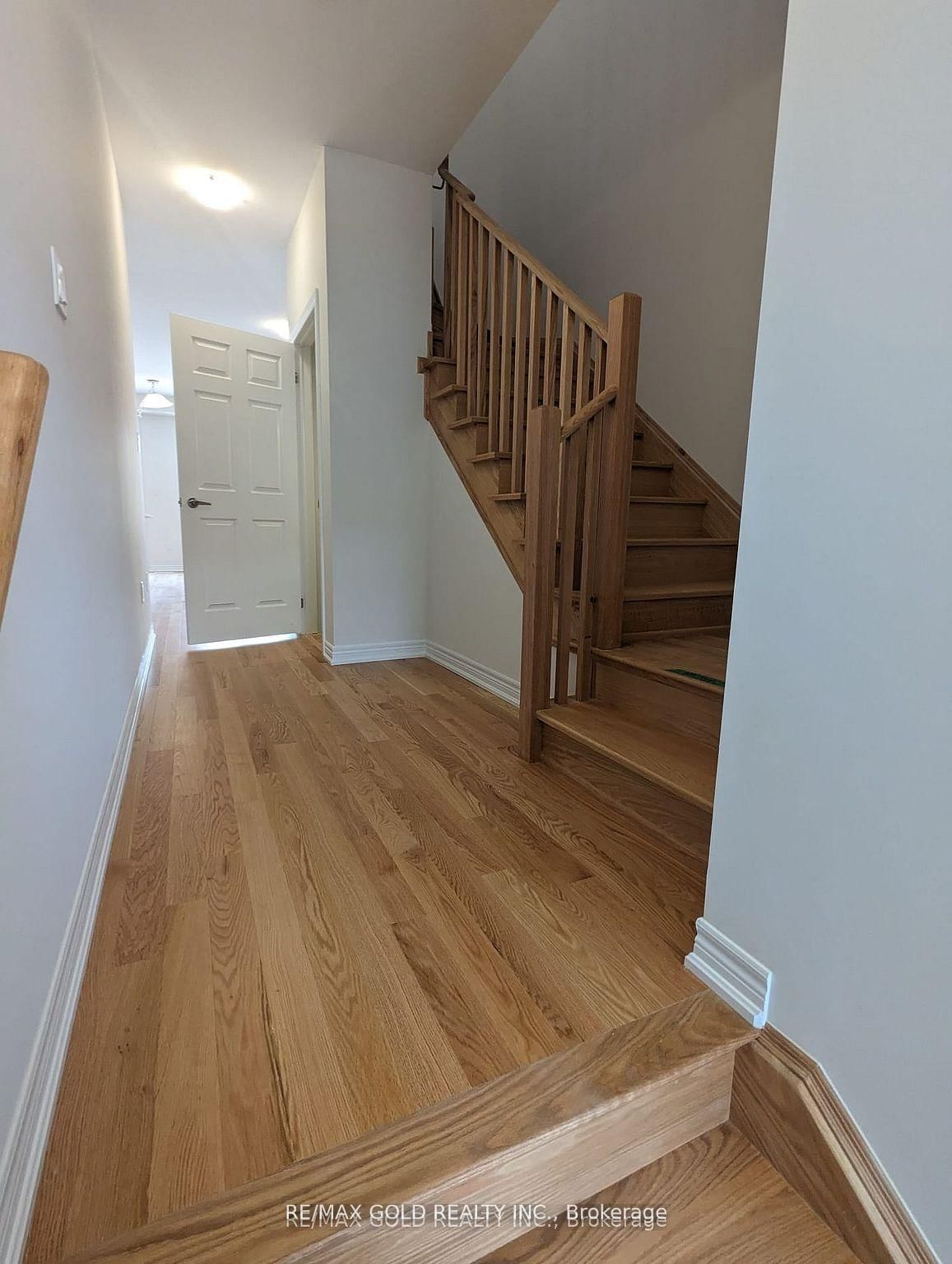 Townhouse for sale at 46 Bayardo Drive, Oshawa, Ontario, L1L 0V2 - Windfields - MLS: E12727292