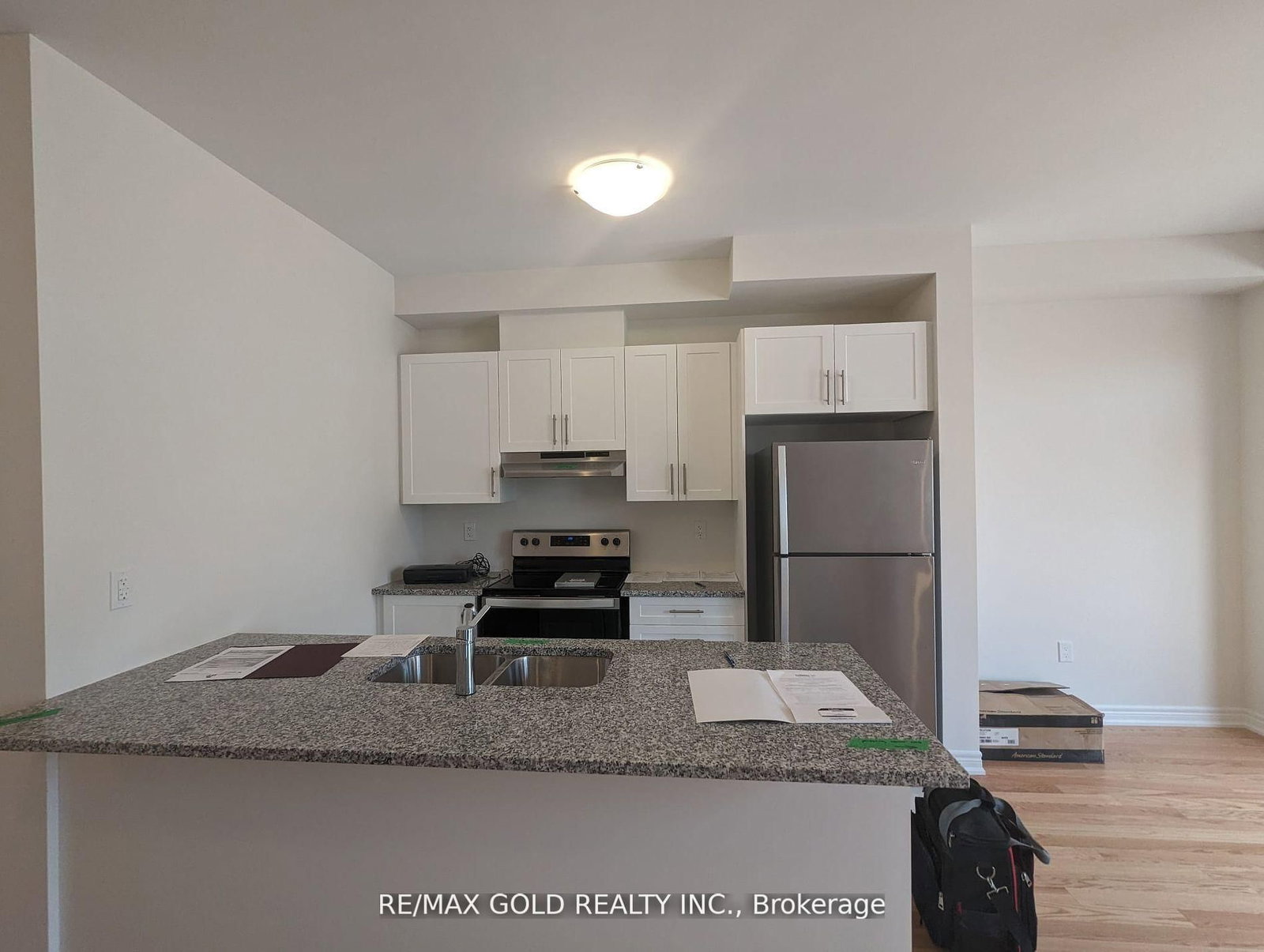 Townhouse for sale at 46 Bayardo Drive, Oshawa, Ontario, L1L 0V2 - Windfields - MLS: E12727292