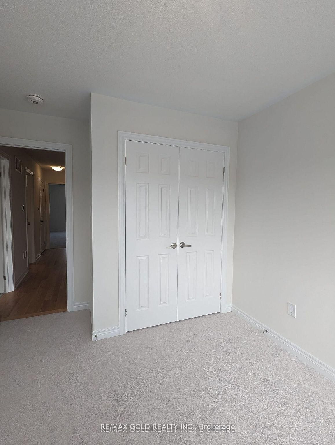 Townhouse for sale at 46 Bayardo Drive, Oshawa, Ontario, L1L 0V2 - Windfields - MLS: E12727292