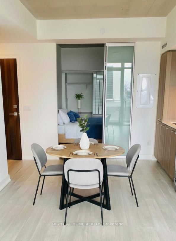 306 - 25 Baseball Place