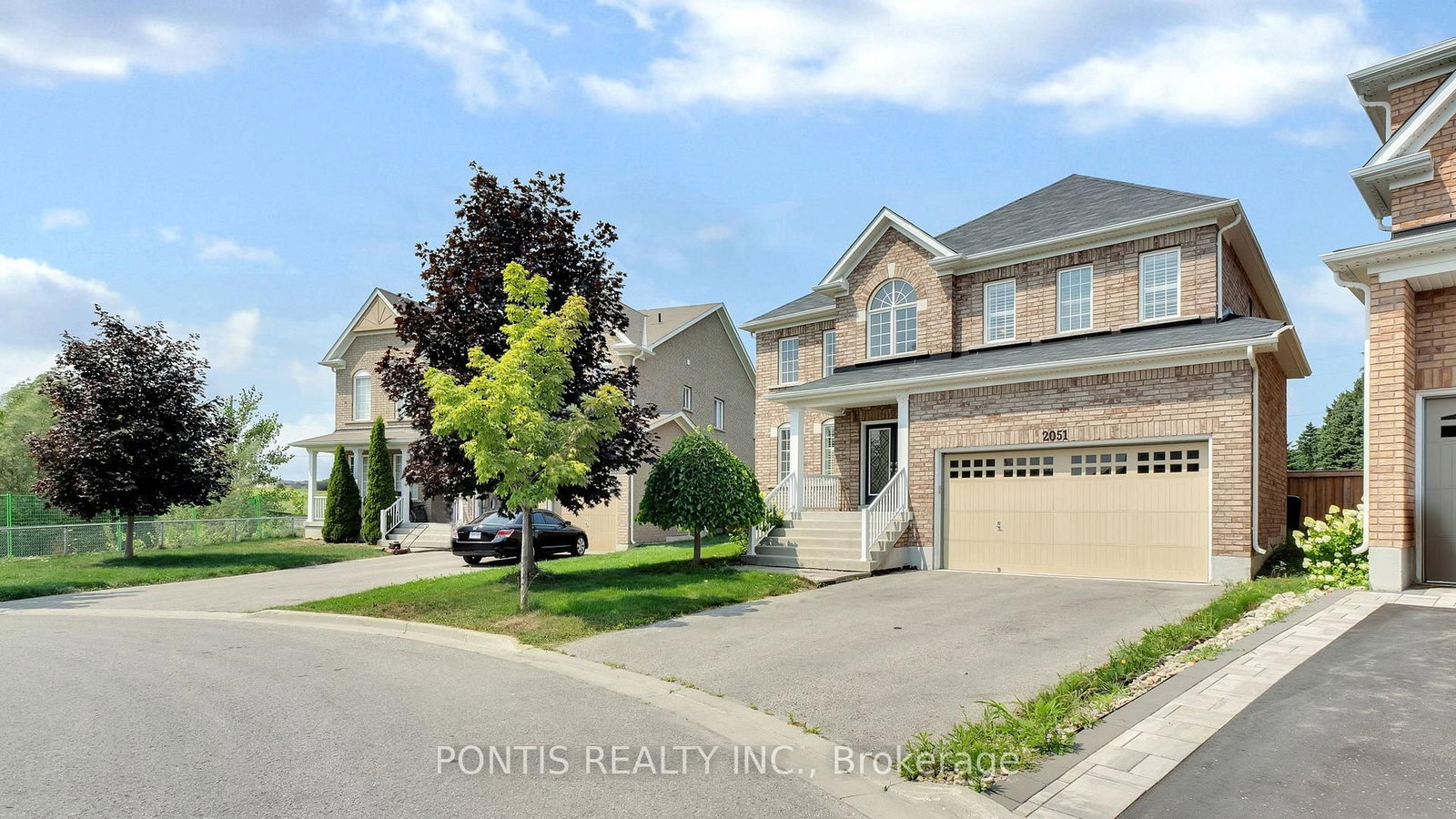 Detached House for sale at 2051 HUNKING Court, Oshawa, Ontario, L1K 0V3 - Taunton - MLS: E12729142