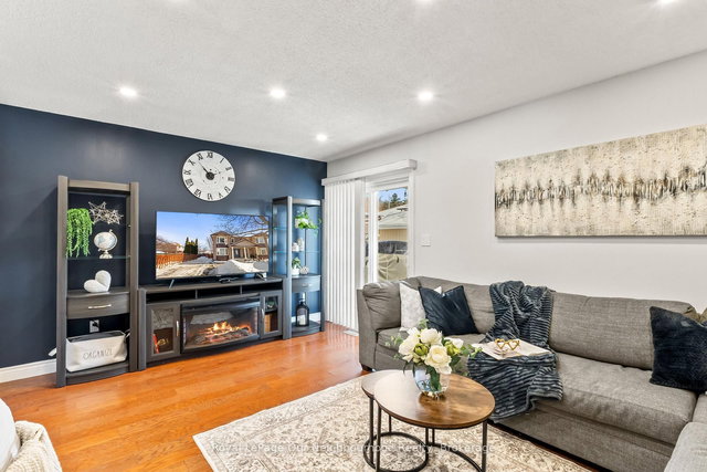 815 Buttonbush Court