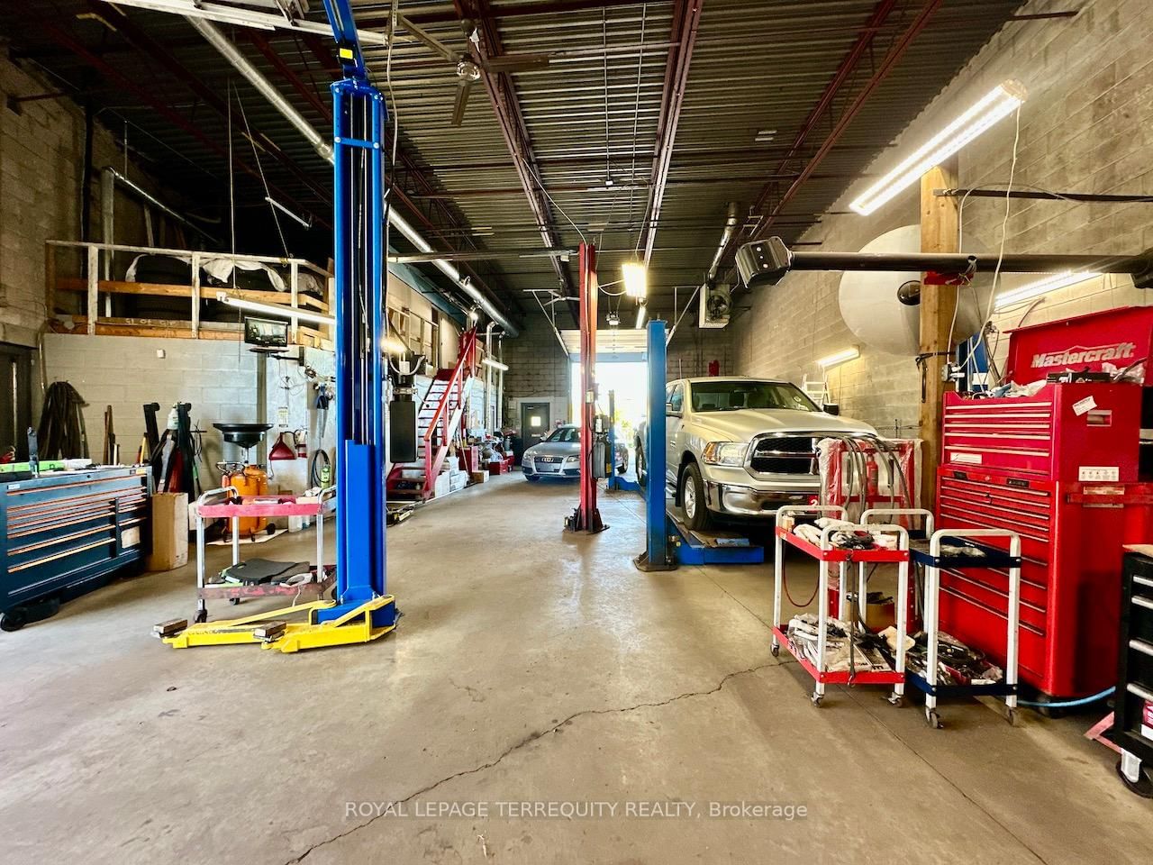 518 Centennial Road N, Unit 1 - Photo 15