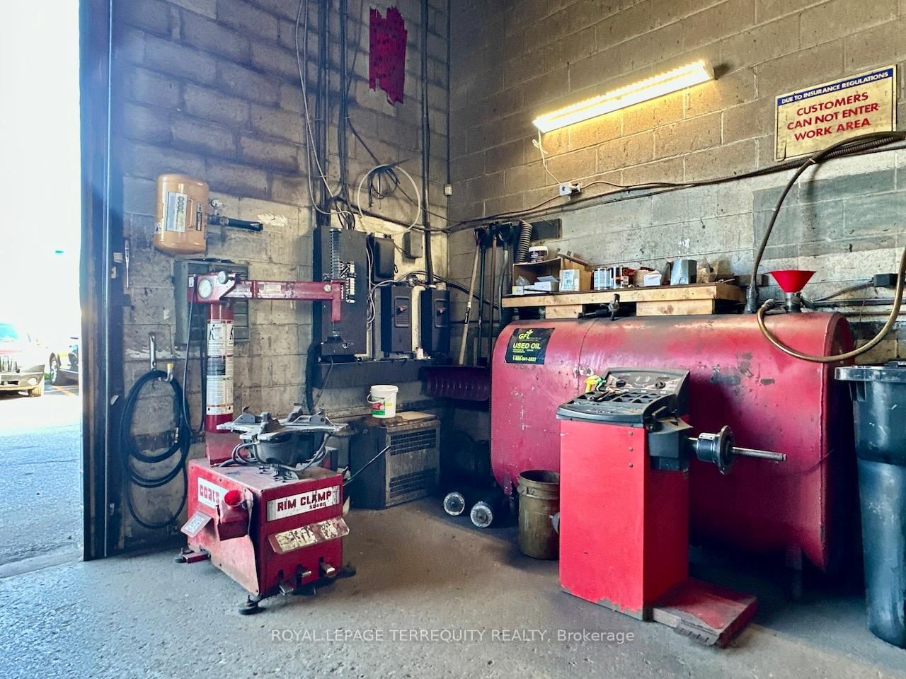 518 Centennial Road N, Unit 1 - Photo 29