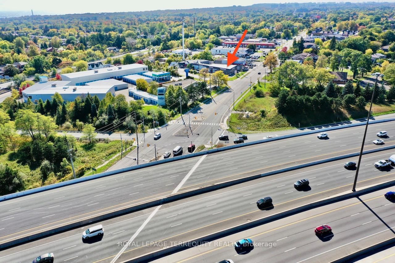 518 Centennial Road N, Unit 1 - Photo 4