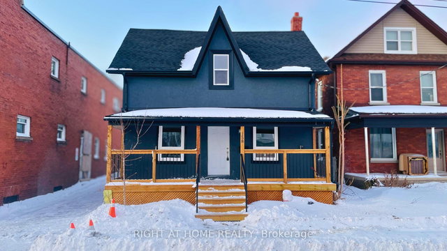 158 William Street E