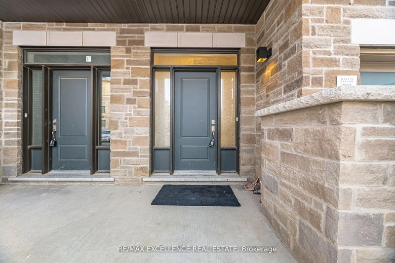 300 Okanagan Path, Oshawa, L1H 0A7 | Image 2