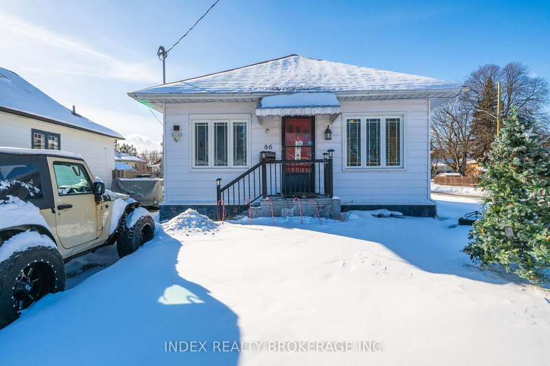 86 Gibbons St, Oshawa, L1J 4X9 | Image 2