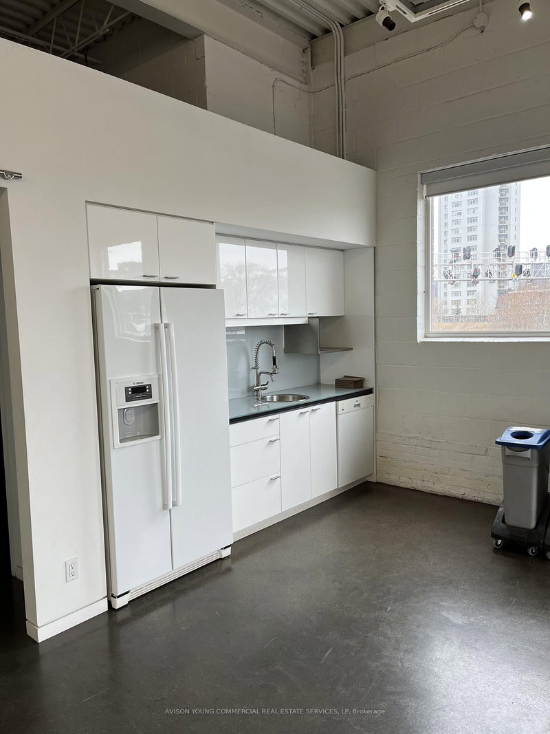 302B - 388 Carlaw Ave, Toronto, M4M 2T4 | Image 3