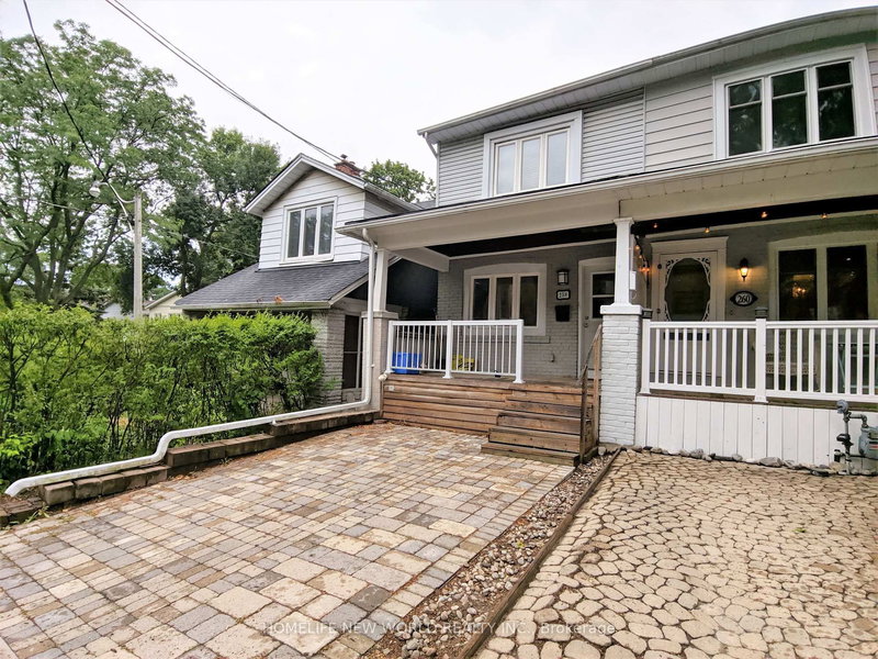 2 - 258 Kenilworth Ave, Toronto, M4L 3S8 | Image 2