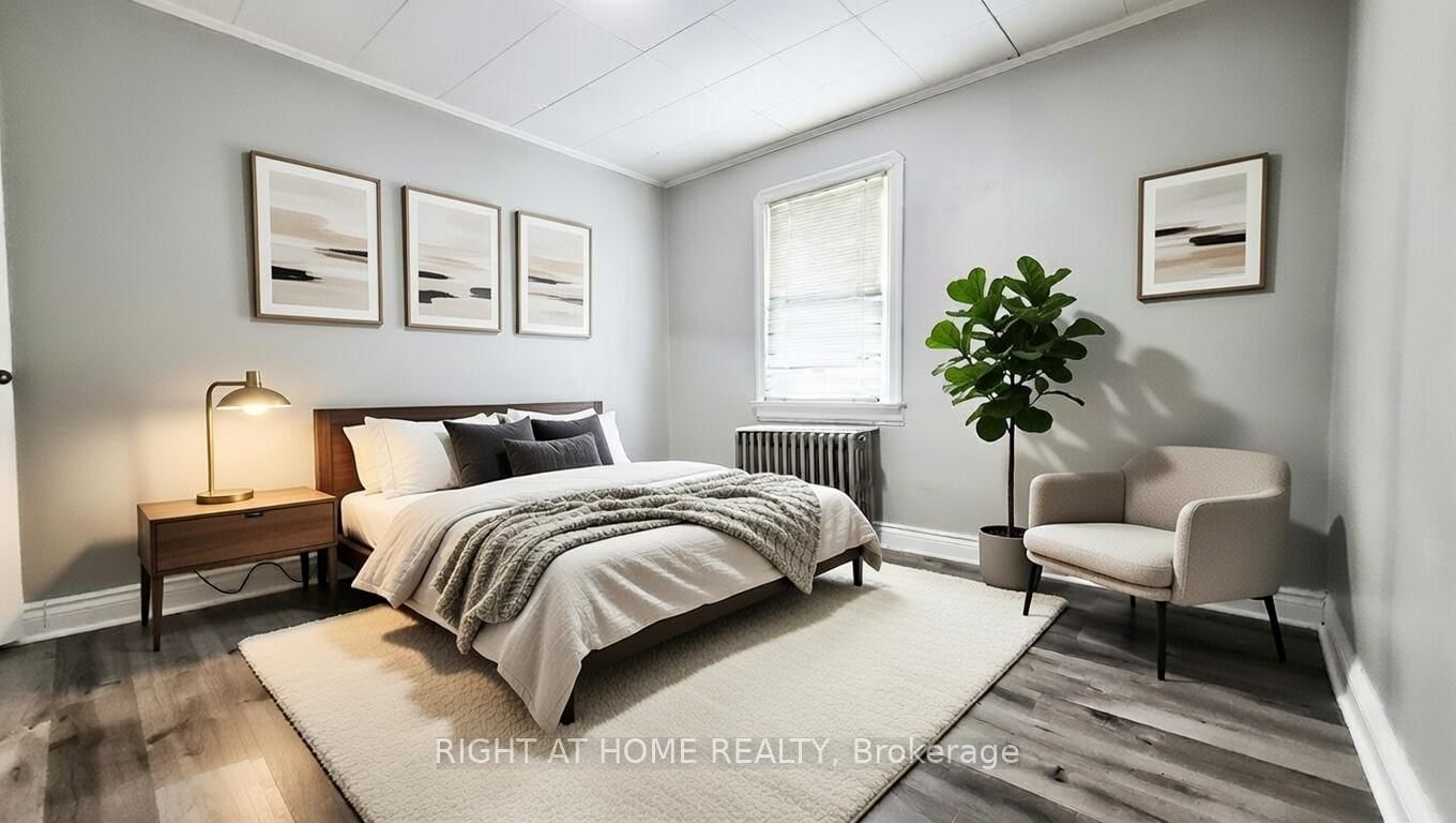 178 Adelaide Avenue E, Unit 1 - Photo 4