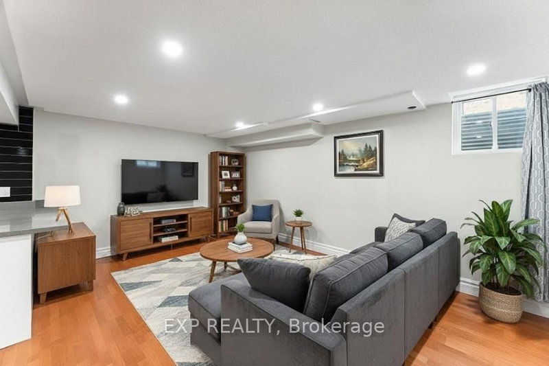 2 Morden Cres, Ajax, L1T 3Z7 | Image 3