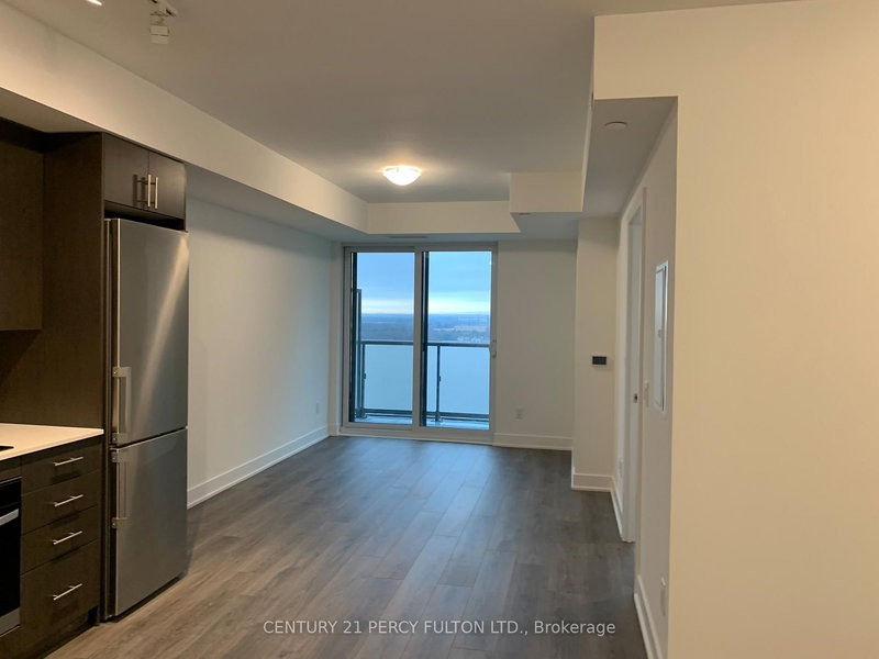 1713 - 2545 Simcoe St N, Oshawa, L1L 0W3 | Image 2