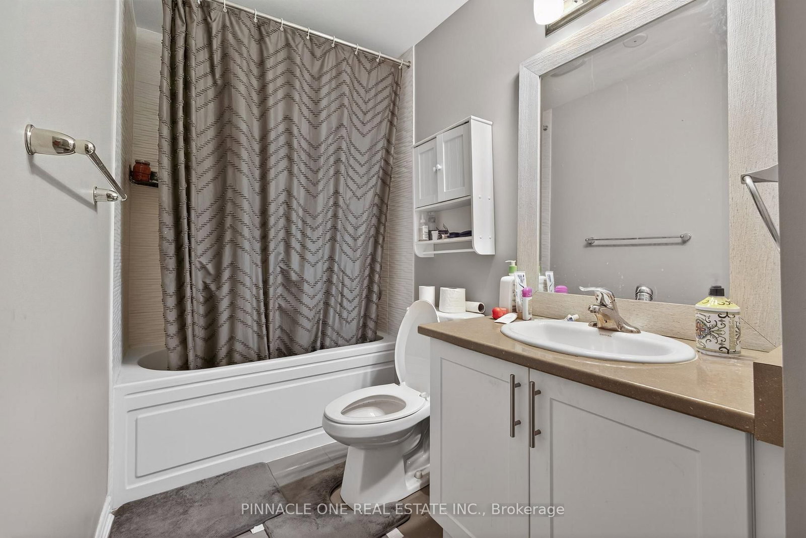 Townhouse for sale at 14 Nearco Crescent, Oshawa, Ontario, L1L 0J4 - Windfields - MLS: E12740082