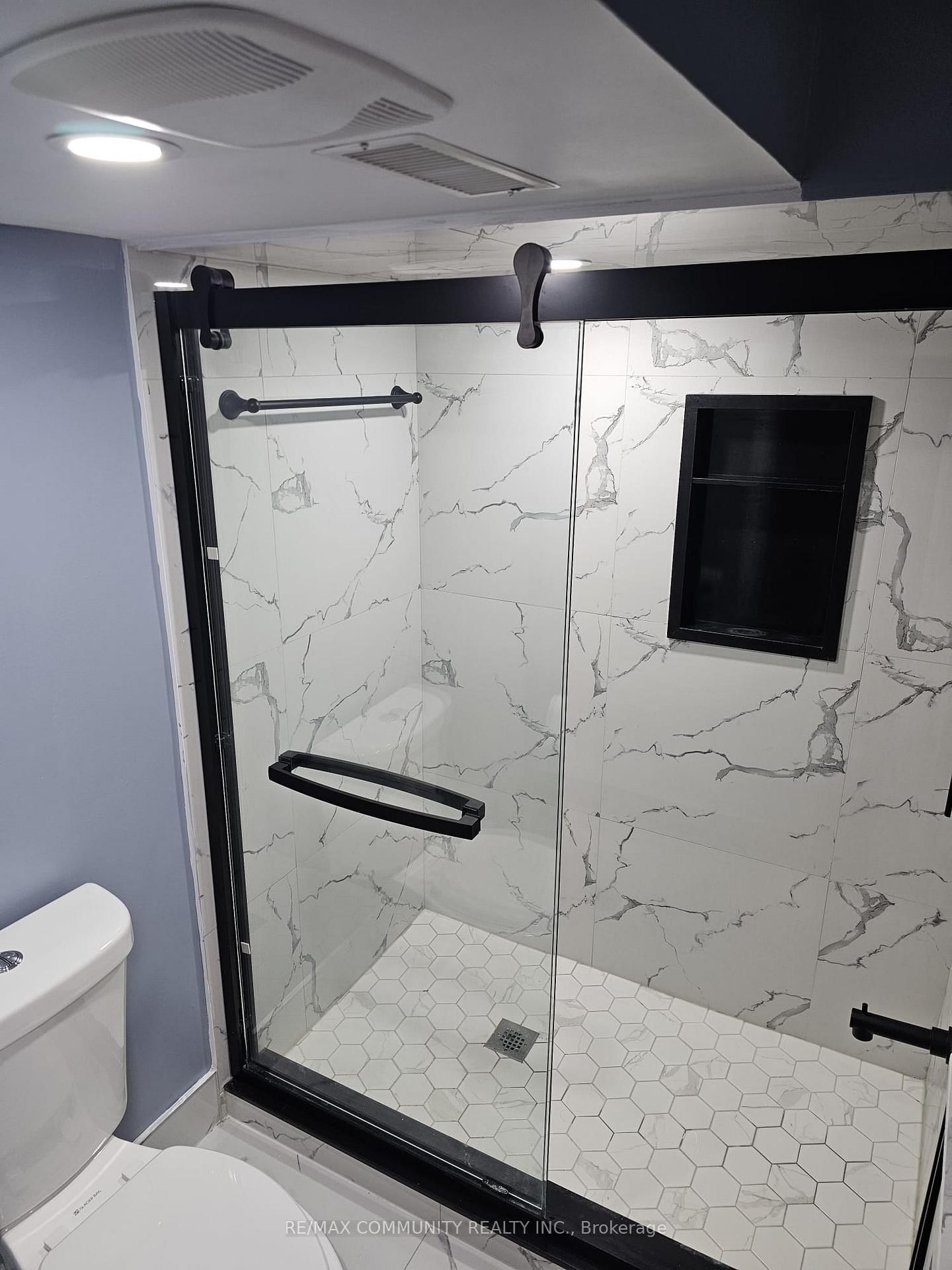 Detached House for lease at 52 Rivendell Trail, Toronto, Ontario, M1X 2B8 - Rouge E11 - MLS: E12740168