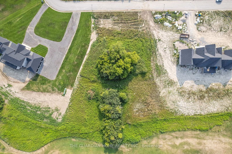 73 Franklin Cres, Whitby, L0B 1A0 | Image 3