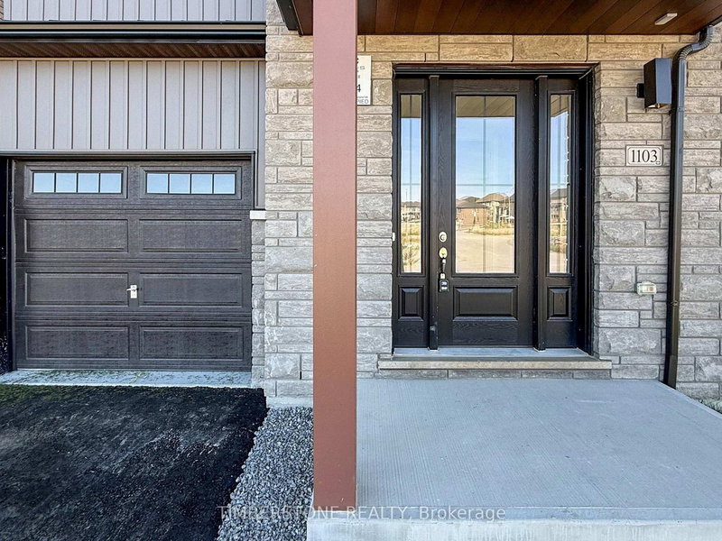 1103 Zircon Manr, Pickering, L1X 0P9 | Image 3