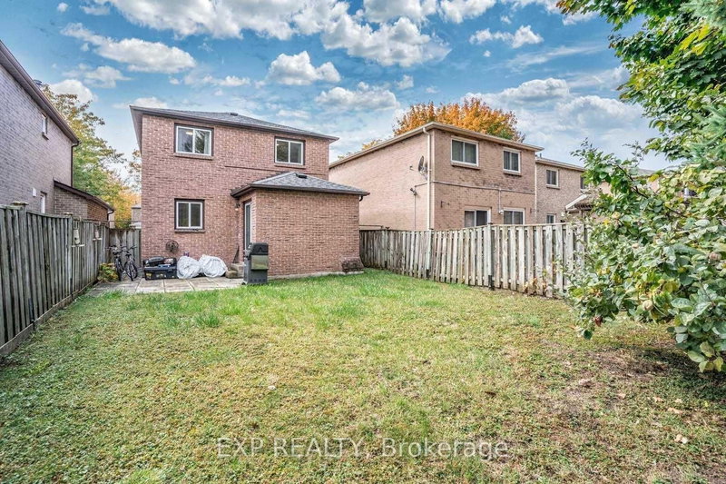 63 Barrett Cres, Ajax, L1T 2C5 | Image 2