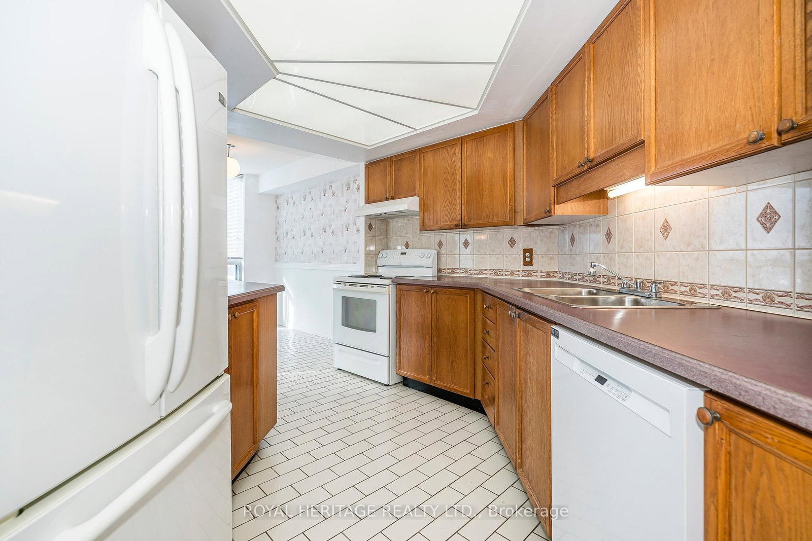 Condo for sale at 901-360 Watson Street, Whitby, Ontario, L1N 9G2 - Port Whitby - MLS: E12742498