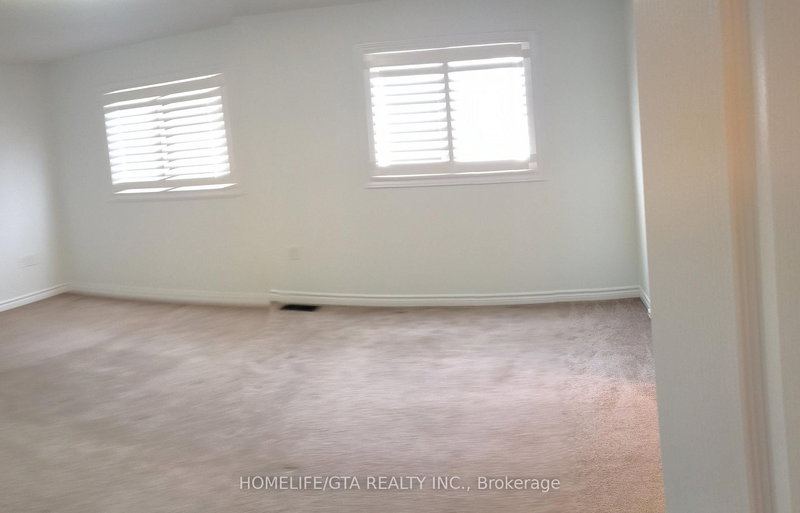 1785 Western Cres, Oshawa, L1G 0B4 | Image 3