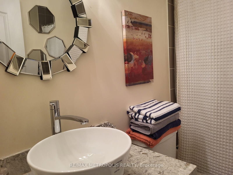 2757 William Jackson Dr, Pickering, L1X 0C1 | Image 2