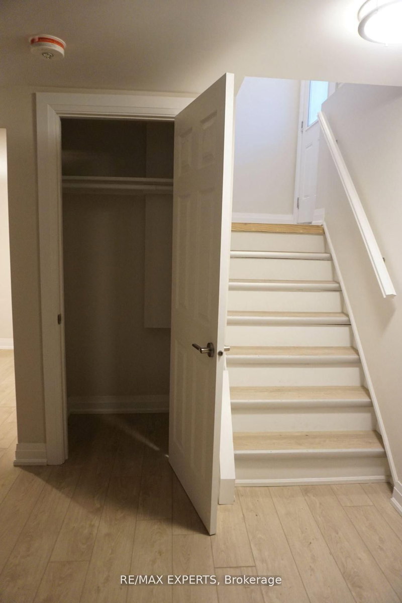 Lower - 77 Cromwell Ave, Oshawa, L1J 4T5 | Image 3