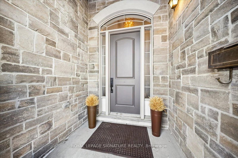 398 Frontier Crt, Pickering, L1W 4A9 | Image 2