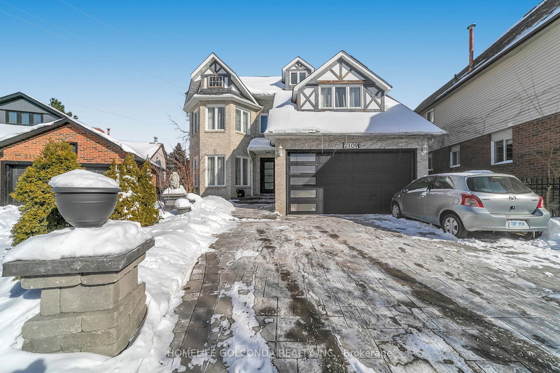 2109 Lynn Heights Dr, Pickering, L1X 2S1 | Image 2