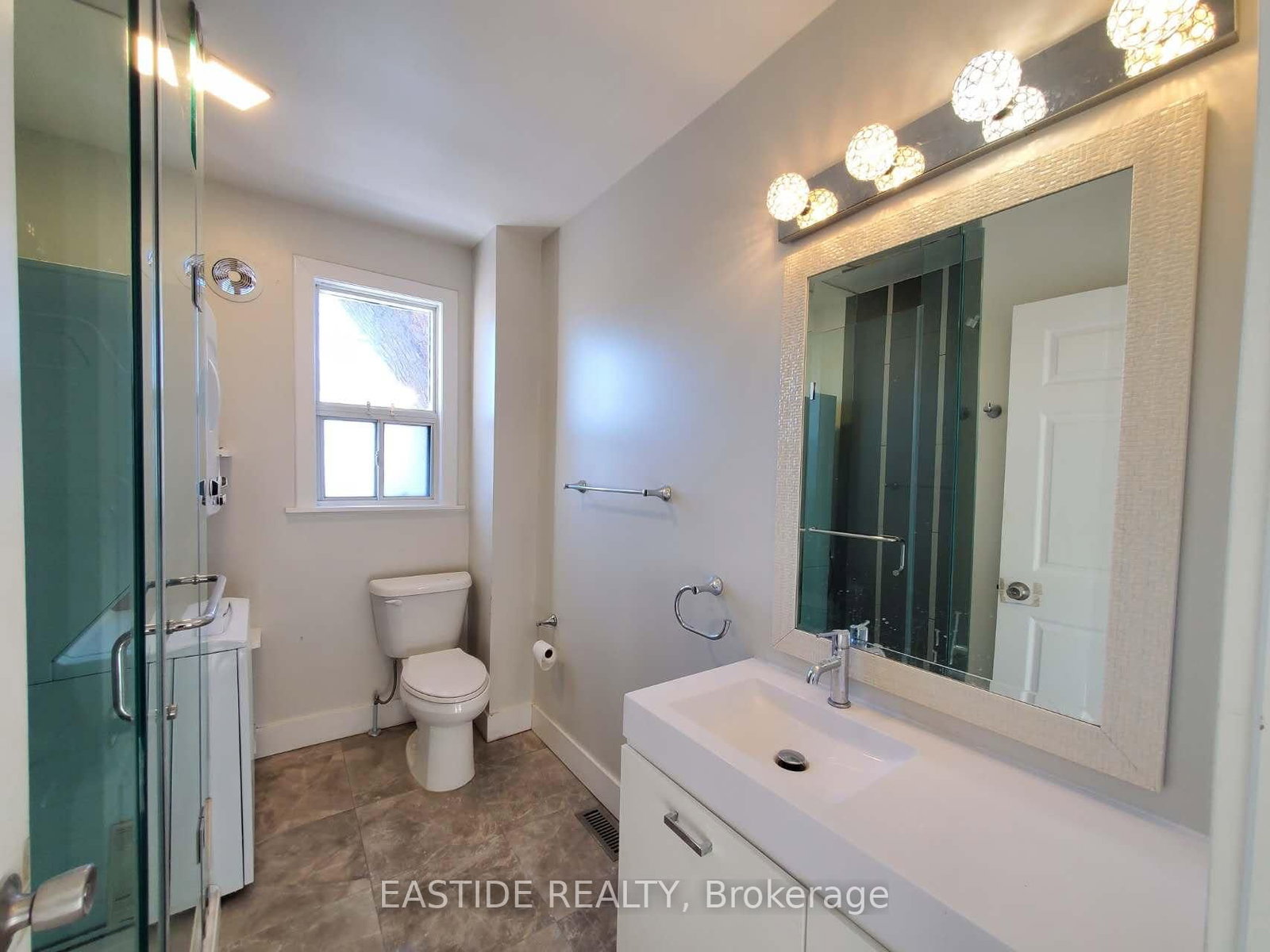 Detached House for lease at Upper-212 Monarch Park Avenue, Toronto, Ontario, M4J 4S1 - Danforth - MLS: E12747148