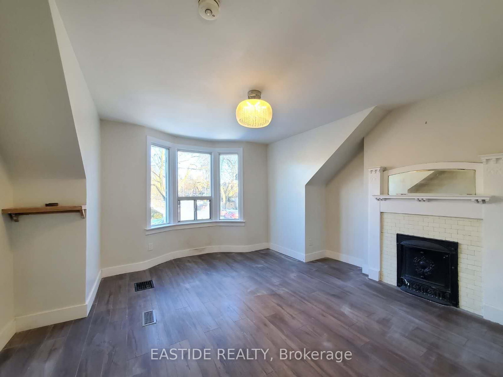 Detached House for lease at Upper-212 Monarch Park Avenue, Toronto, Ontario, M4J 4S1 - Danforth - MLS: E12747148