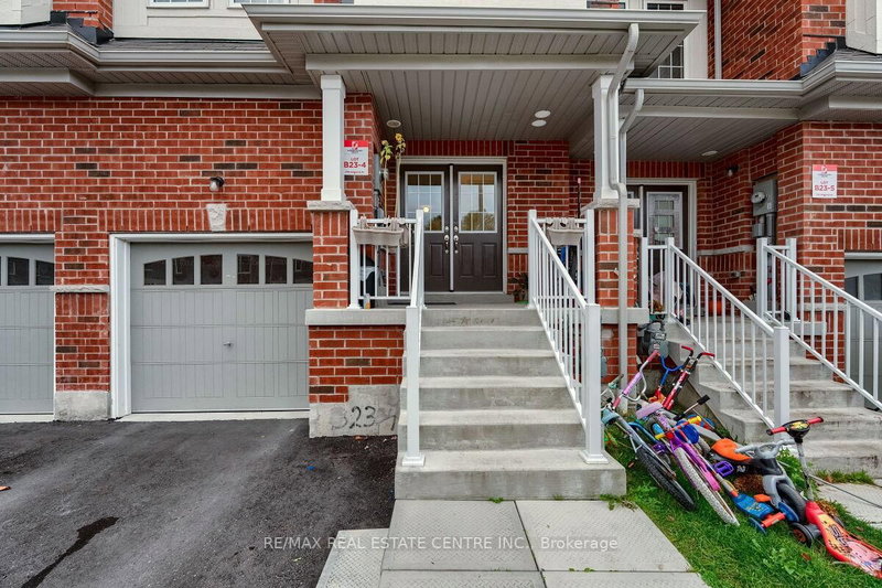 1195 Kettering Dr, Oshawa, L1K 1A6 | Image 2