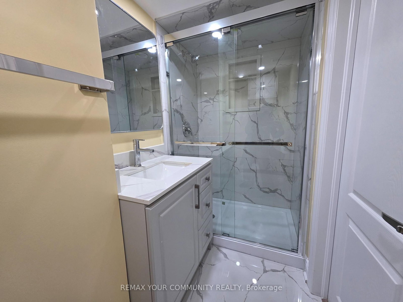 Detached House for lease at BSMT-64 Morningside Avenue, Toronto, Ontario, M1E 3C2 - Guildwood - MLS: E12749400