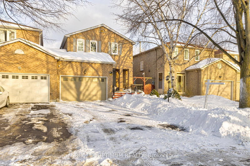 47 Hewitt Cres E, Ajax, L1S 7A6 | Image 2