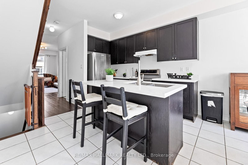 60 Belanger Cres, Toronto, M1L 0H3 | Image 3