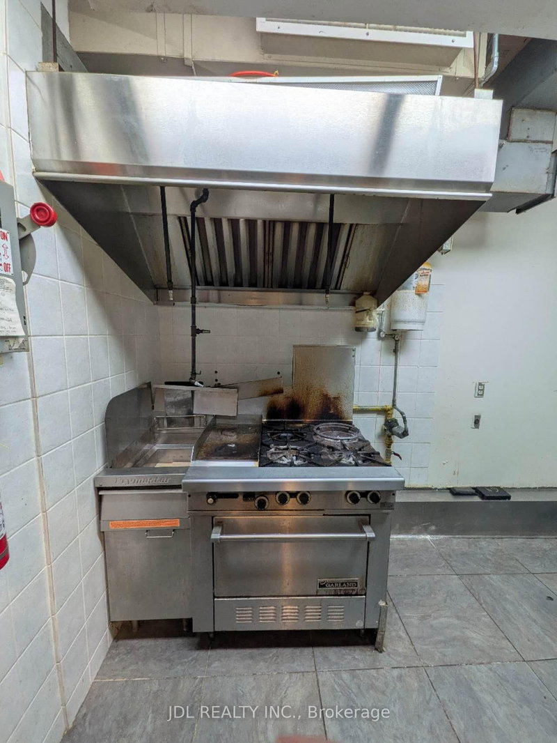 2FC6 - 4675 Steeles Ave E, Toronto, M1V 0B7 | Image 2