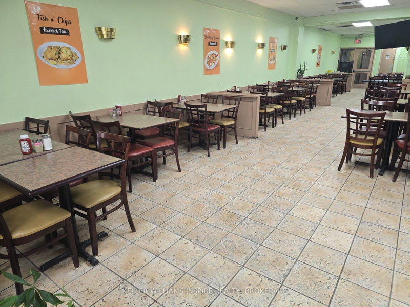 15 King St W, Oshawa, L1H 1A1 | Image 3