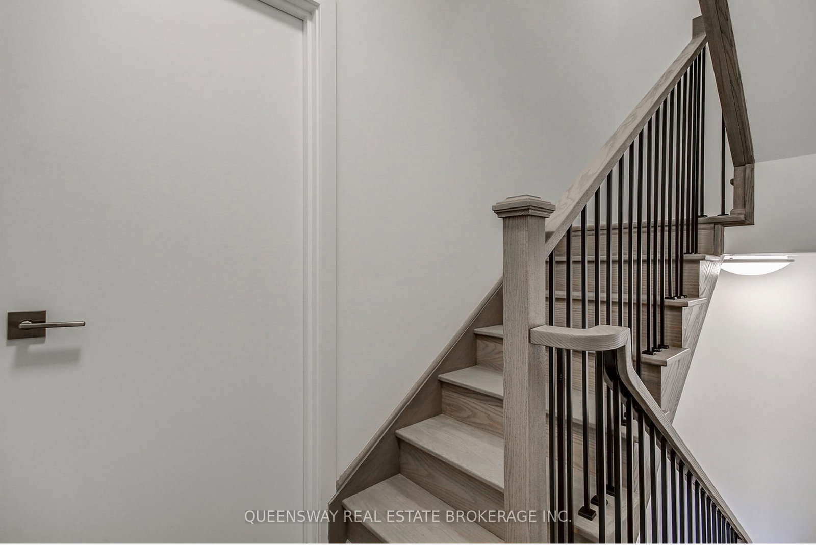 Townhouse for sale at 3079 pharmacy Avenue, Toronto, Ontario, M1T 1H8 - L'Amoreaux - MLS: E12752494