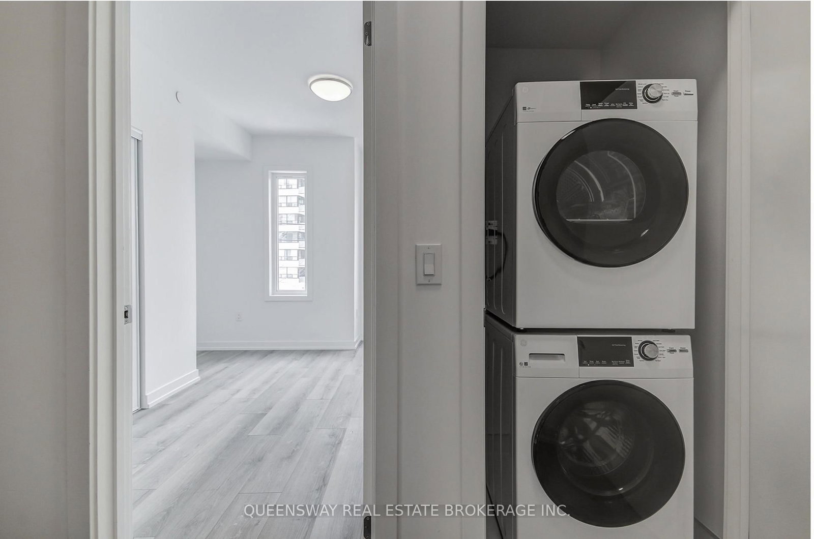 Townhouse for sale at 3079 pharmacy Avenue, Toronto, Ontario, M1T 1H8 - L'Amoreaux - MLS: E12752494