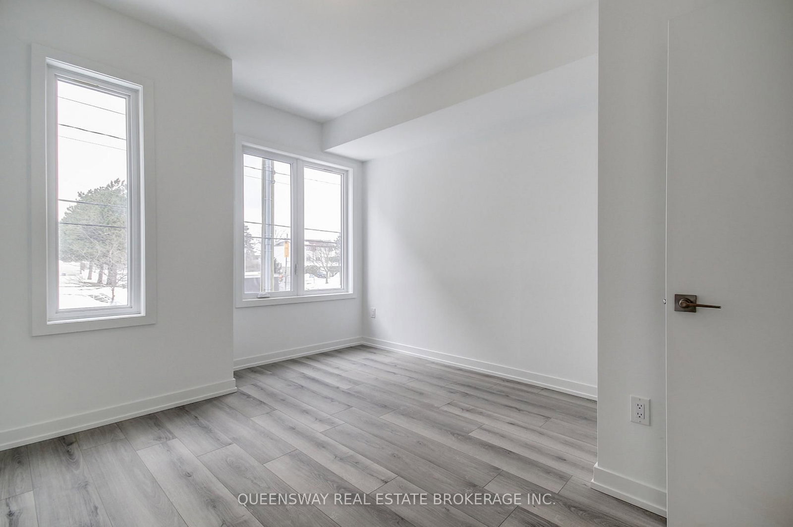 Townhouse for sale at 3079 pharmacy Avenue, Toronto, Ontario, M1T 1H8 - L'Amoreaux - MLS: E12752494