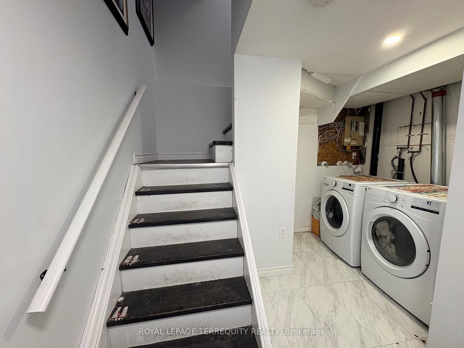 Detached House for lease at BSMT-161 Ponymeadow Terrace, Toronto, Ontario, M1C 4K7 - Highland Creek - MLS: E12755080